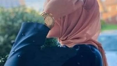 ده حاطط على إيده وشم بقولك يا ماما