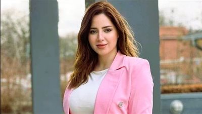 امرأة لا تقهر