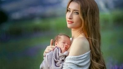 يحكى أن أمراة تزوجت بعد ۏفاة زوجها وكان لديها طفلا