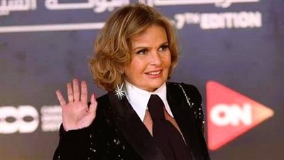 ملاحظة غير متوقعة في صورة يسرا بمهرجان الجونة.. ما هي؟
