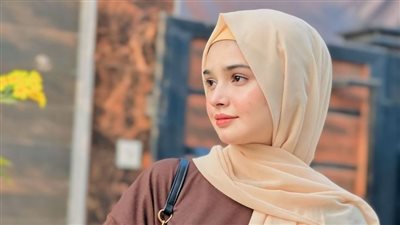 حوريه بين الذئاب بقلم منال عباس