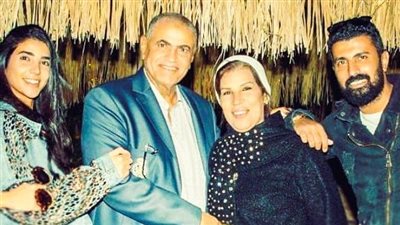 أول تعليق من والدة محمد سامي على قرار اعتزال نجلها